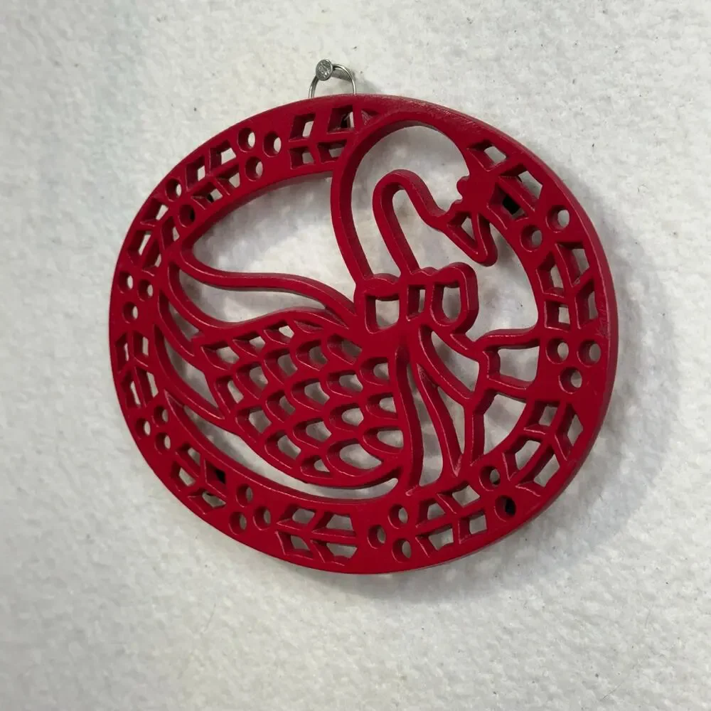 Avon Country Treasure Christmas Swan/Goose Red Enamel Cast Iron Metal Trivet VTG